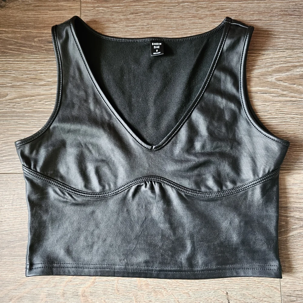 Faux Leather Cropped Tank Top Sexy Party - Picture 3 of 7